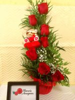 Arreglo 7 rosas mas oso corazón, imagen-2